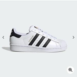 Adidas Superstar shoes white size 4